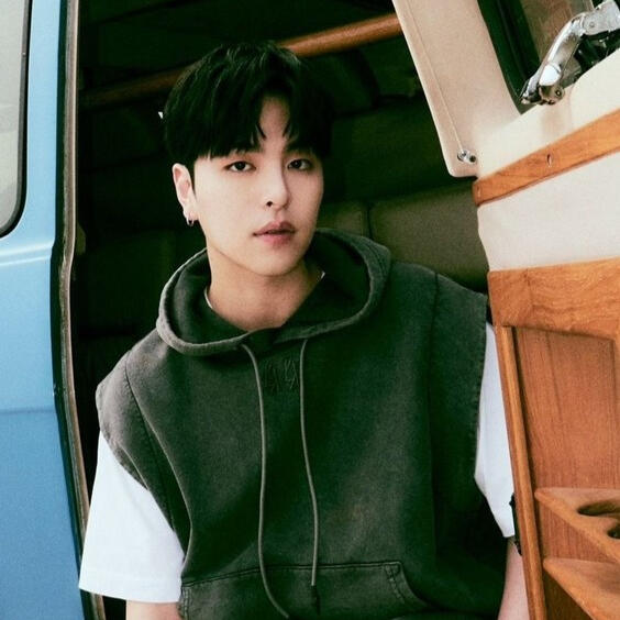 junhoe junhoe